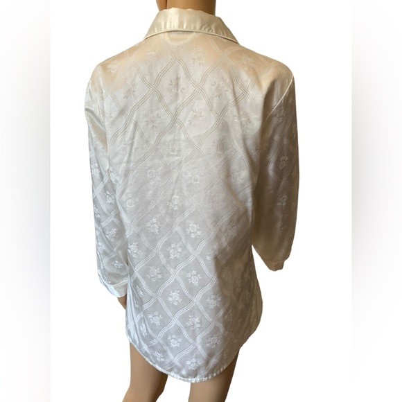 Victoria’s Secret Y2K Silky Satin Romantic Cottagecore Floral Fleece Lined Shirt - Picture 5 of 7